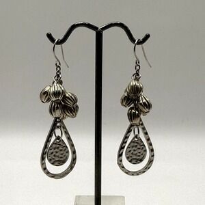 Vintage Silver Tone Dangle Earrings – Classic Minimalist Statement Jewelry
